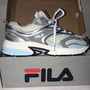 BRAND NEW retro filas !